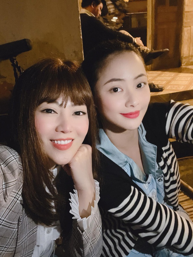 Lệ &quot;Mùa hoa tìm lại&quot; hé lộ đời tư Đồng, Núi, Hoa, Hoàn: Kẻ ế, người đề huề - Ảnh 6.
