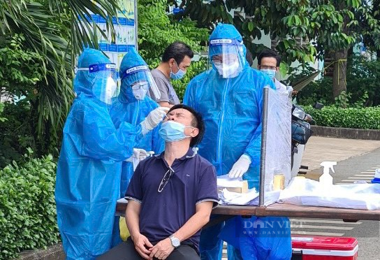 Đồng Nai 70% doanh nghiệp đăng ký 3 tại chỗ, phân bổ trên 140.000 liều vaccine để tiêm chủng cho công nhân - Ảnh 1.