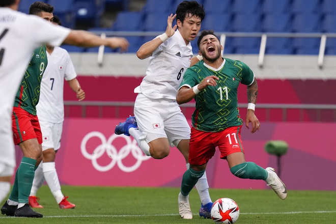 Ảnh: Kubo tịt ngòi và khóc sau trận, Olympic Nhật Bản mất huy chương vào tay các chàng trai Mexico - Ảnh 3.