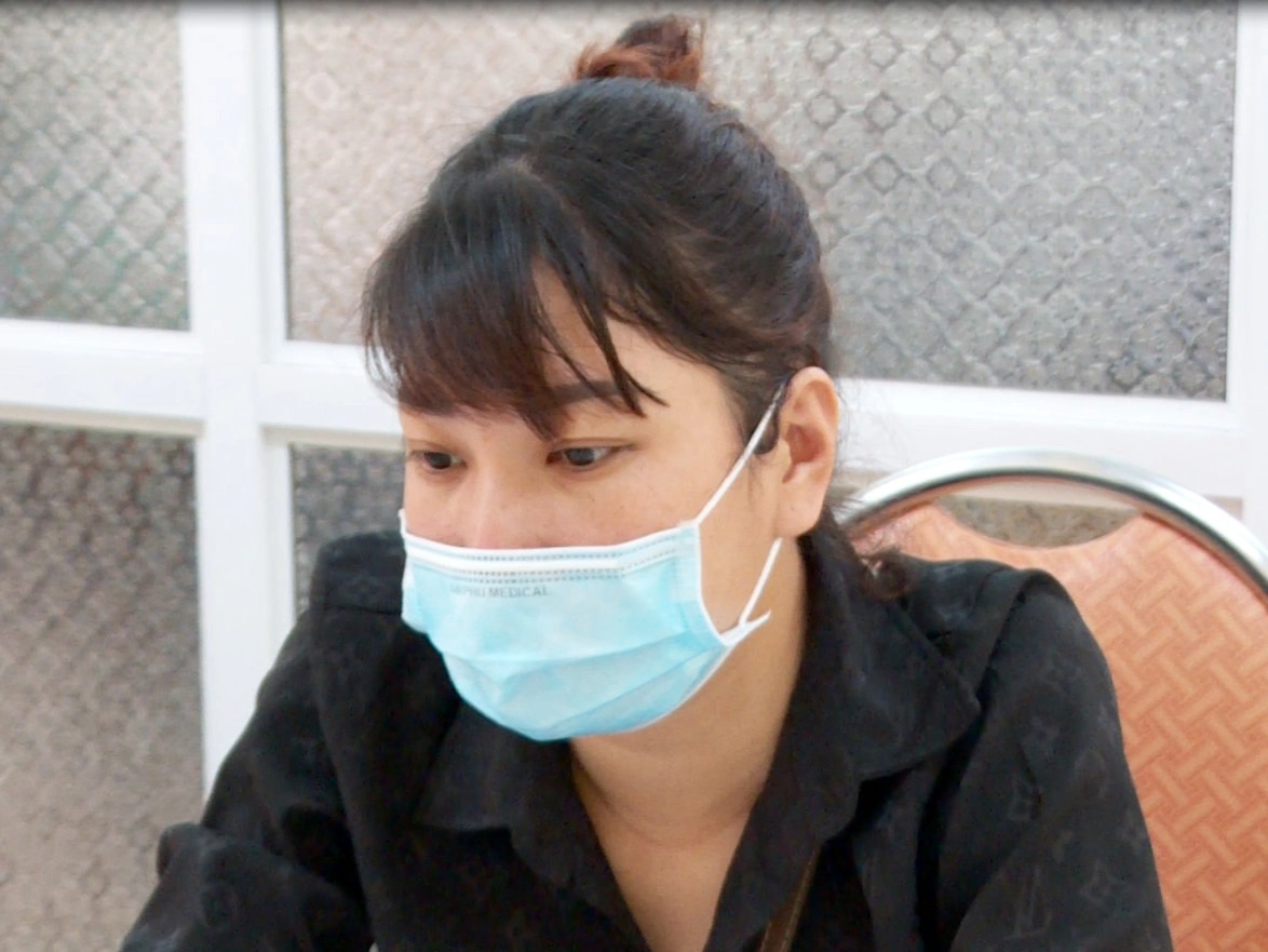 Bắt nữ đối tượng trốn truy nã tại khu cách ly phòng dịch - Ảnh 1.