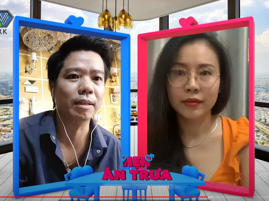 Game show hot: Mẹ đơn thân xinh đẹp dẫn con gái đi tìm cha mới - Ảnh 2.