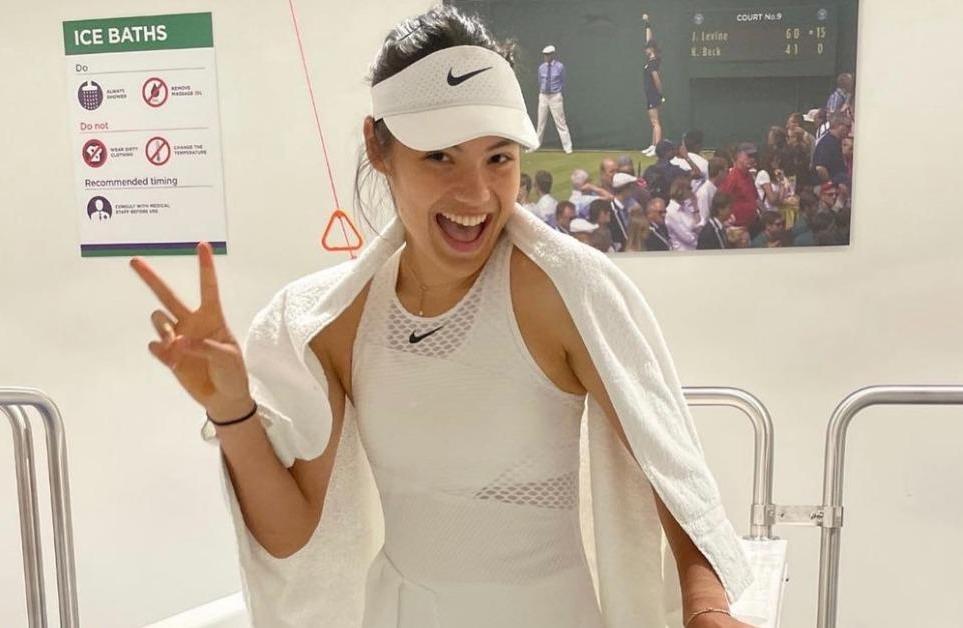 Vẻ đẹp 'bông hồng lai' 18 tuổi vừa vào chung kết US Open 2021 - Ảnh 6.
