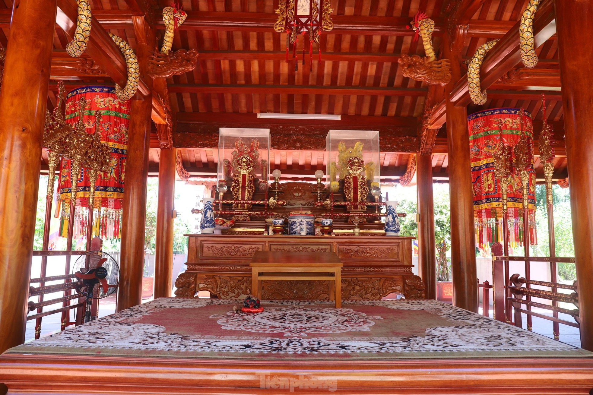 Mục sở thị ngôi đền bên dòng sông Ngàn Phố và bí ẩn về truyền thuyết máu ở Hà Tĩnh - Ảnh 5.