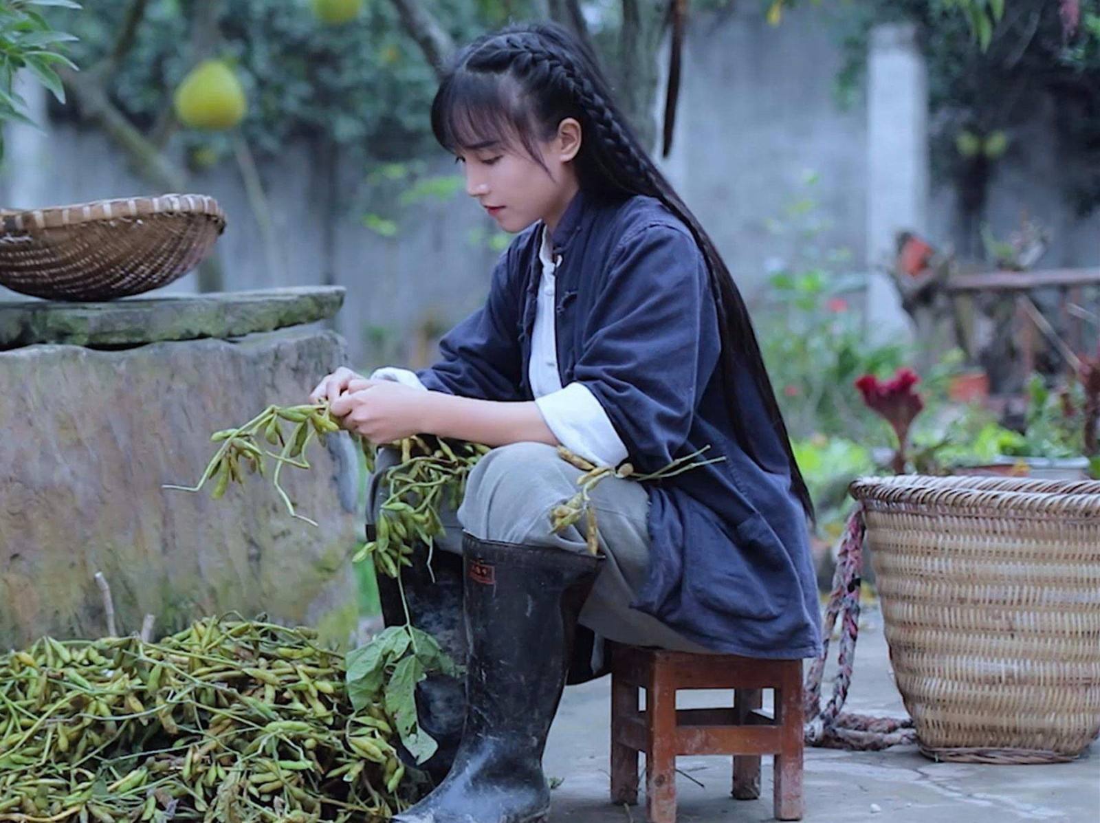 Ly A Bang lam video dong que anh 2