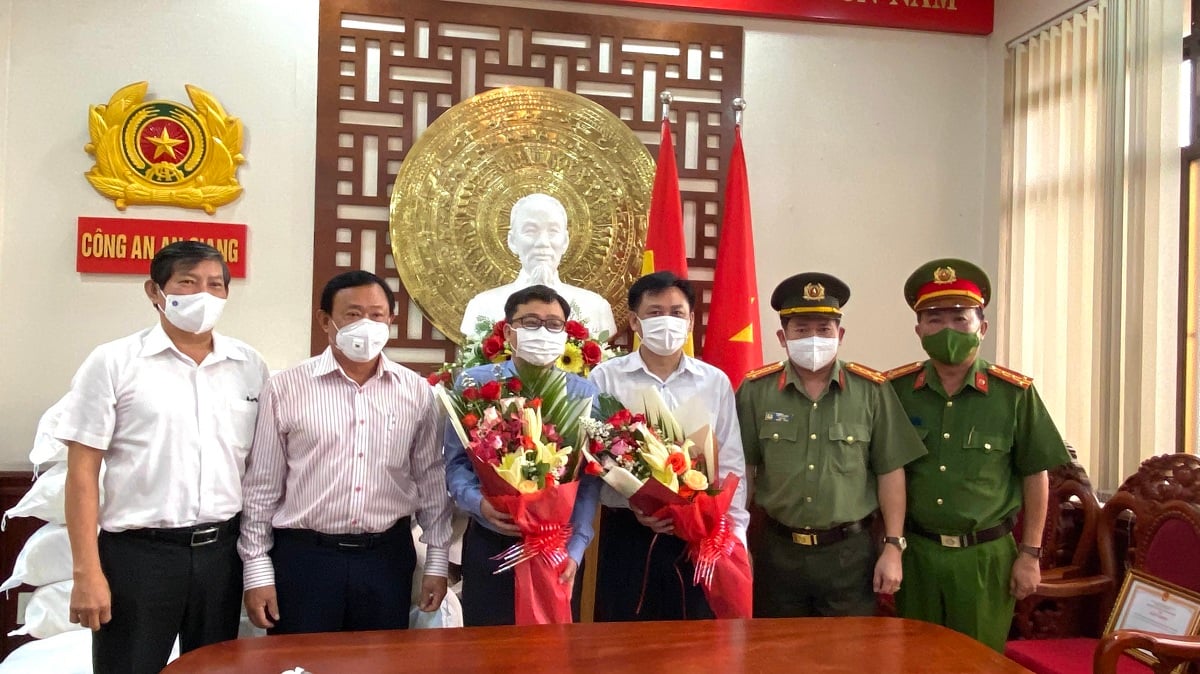 Công ty ANGIMEX hỗ trợ 500 triệu đồng và 50 tấn gạo cho người dân vùng dịch An Phú - Ảnh 2.