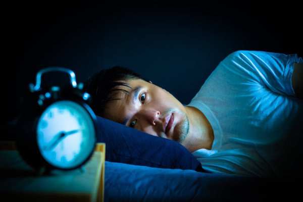 Công ty đóng cửa, doanh nhân Hà Nội bỏ bê chuyện chăn gối khiến vợ ép đi khám - Ảnh 1.