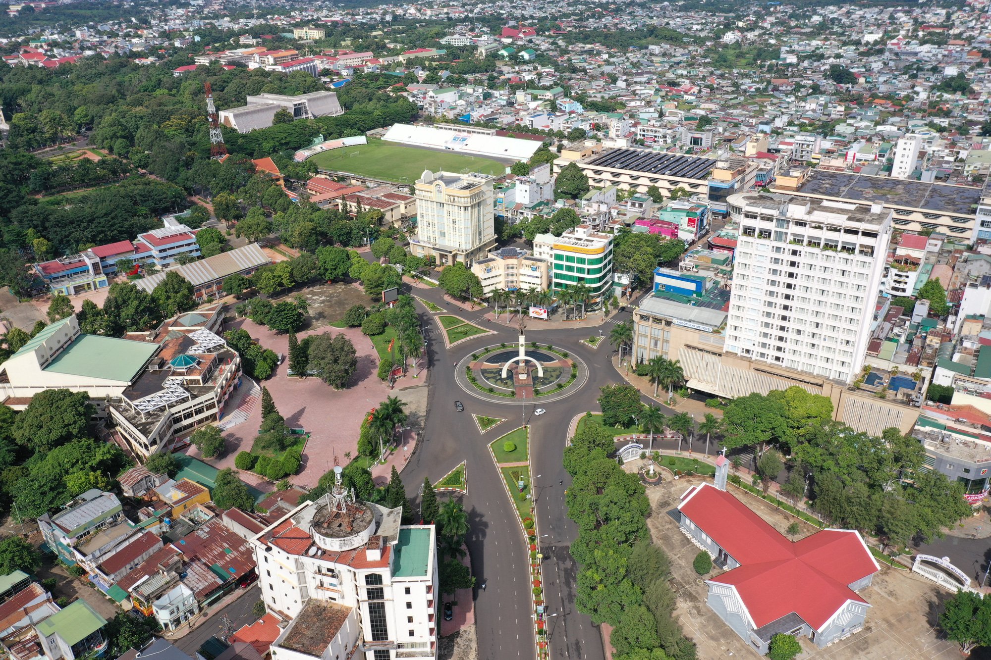 Chuyển đổi số ở Đắk Lắk: Lãnh đạo tỉnh giám sát địa phương từ chi tiết đến toàn cảnh - Ảnh 4.