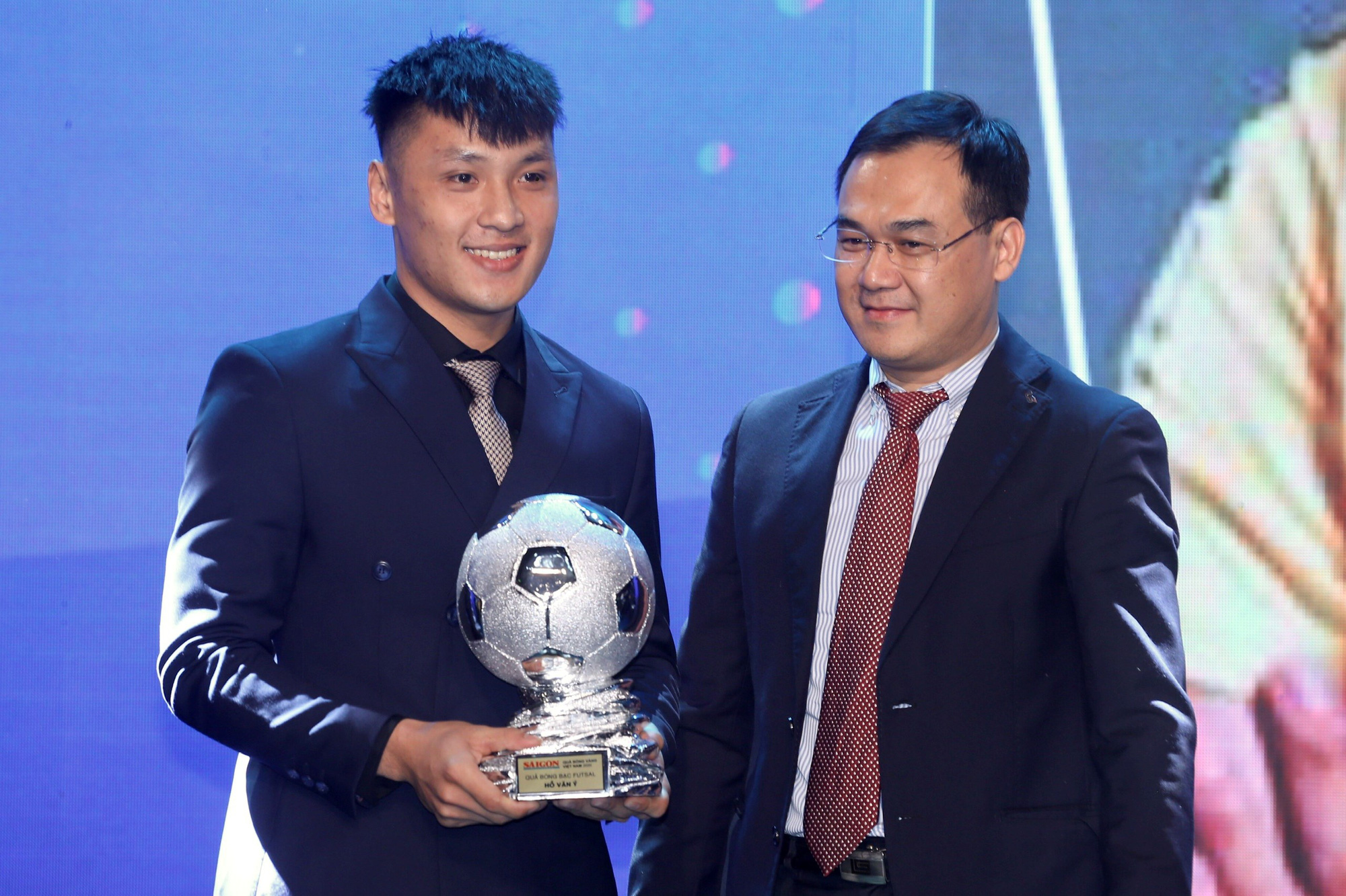 Hồ Văn Ý: Từ sinh viên bóng chuyền tới trụ cột ĐT futsal Việt Nam - Ảnh 1.