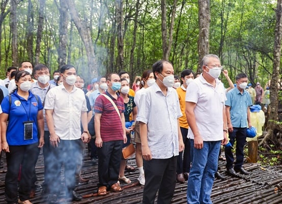 TP HCM: Xúc động với tour du lịch xanh tri ân lực lượng tuyến đầu - Ảnh 3.