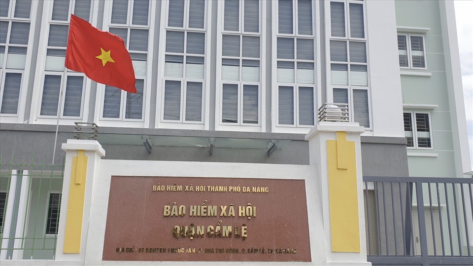 Đà Nẵng: Quận Cẩm Lệ phát triển BHXH tự nguyện trong “bão” Covid-19 - Ảnh 1. Đà Nẵng: Quận Cẩm Lệ phát triển BHXH tự nguyện trong “bão” Covid-19 - Ảnh 1.