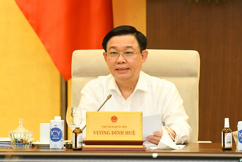 3 nhân sự được điều động làm Trợ lý Ủy viên Bộ Chính trị, Chủ tịch Quốc hội - Ảnh 1.