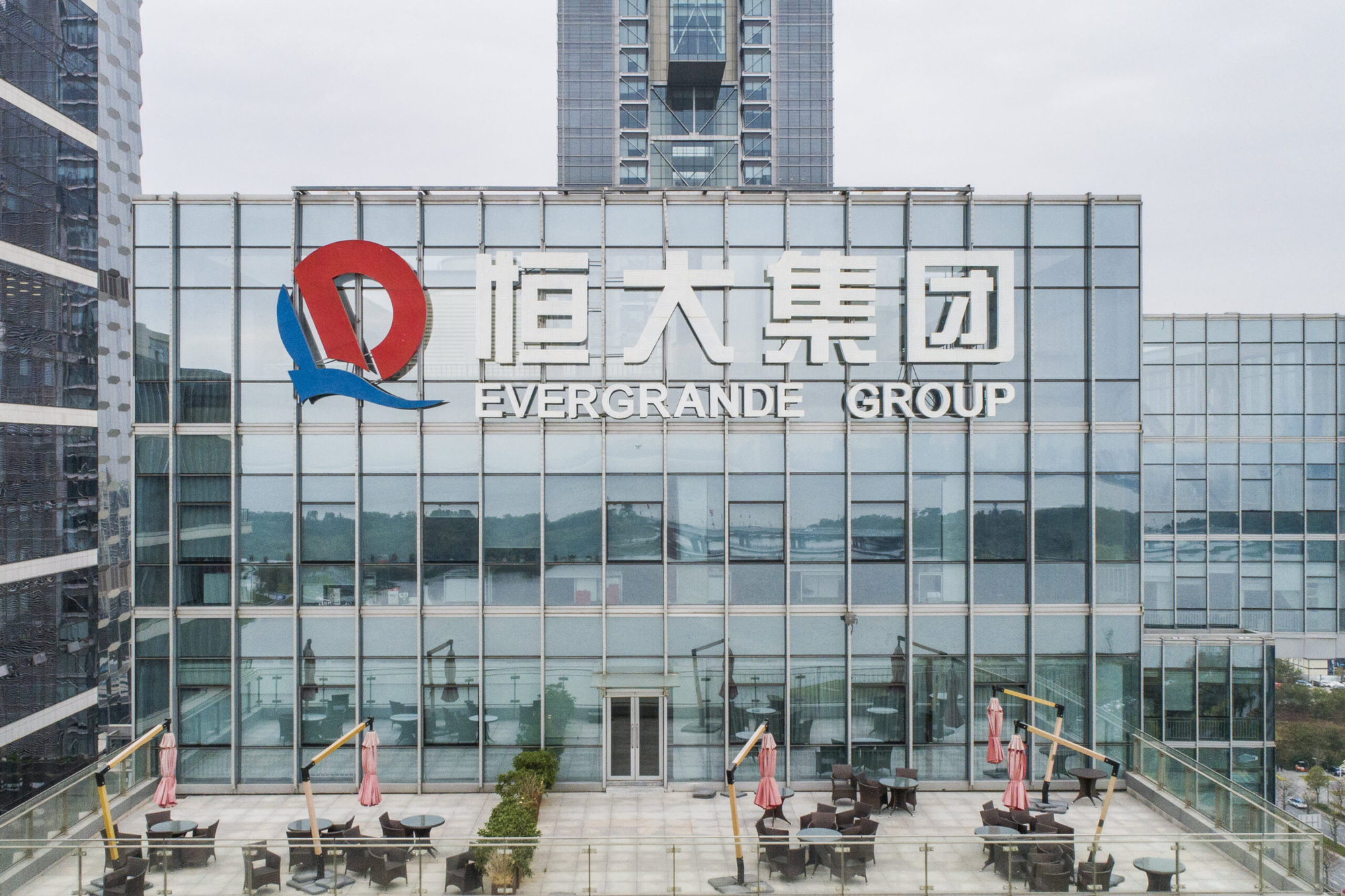 China Evergrande thanh toán 83,5 triệu USD lãi trái phiếu ngay trước hạn chót ân hạn - Ảnh 1.