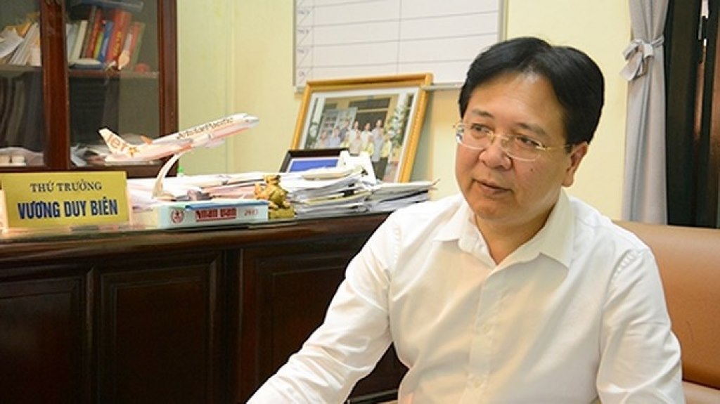Nghệ sĩ Việt đau lòng khi chứng kiến những lùm xùm phía sau tấm màn nhung sân khấu - Ảnh 3.