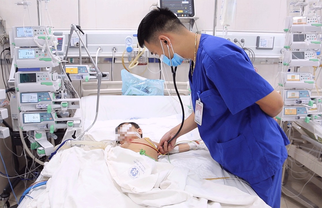 Trẻ tử vong vì bị chó cắn cha mẹ sợ con đau không tiêm phòng bệnh dại - Ảnh 1.