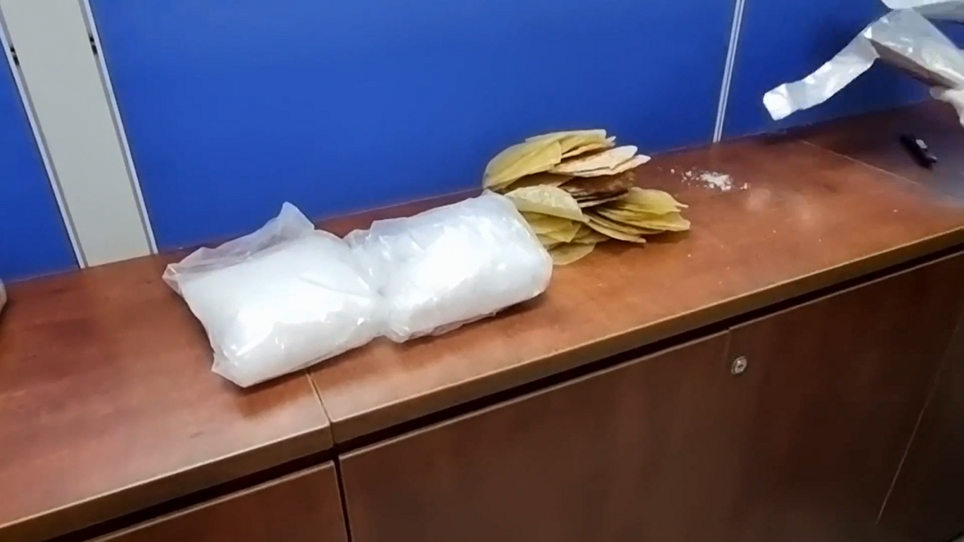 Phát hiện hơn 4,6kg ma túy &quot;ẩn náu&quot; trong gói cá khô và sứa biển chuẩn bị xuất khẩu sang Úc - Ảnh 3.