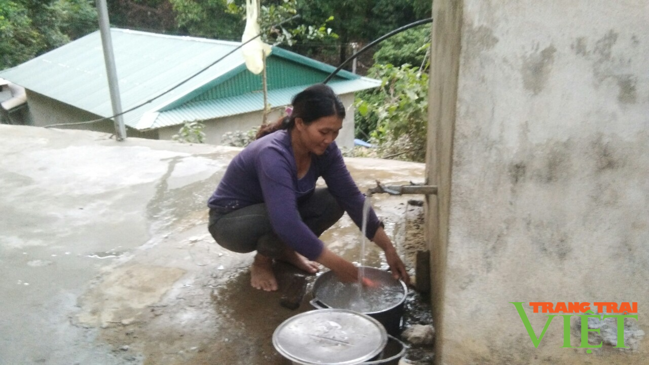 Sơn La: Bà con dân tộc vùng cao vui mừng khi có nước sạch - Ảnh 3. Sơn La: Bà con dân tộc vùng cao vui mừng khi có nước sạch - Ảnh 3.