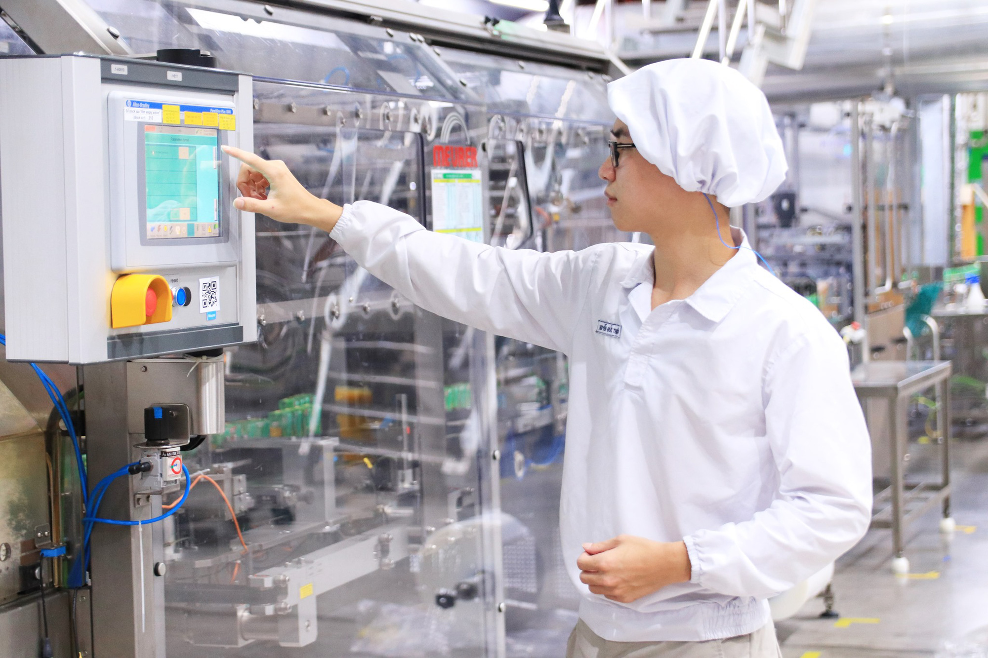 Nhiều doanh nghiệp FDI tiếp tục rót vốn vào Việt Nam bất chấp đại dịch - Ảnh 1. Nhiều doanh nghiệp FDI tiếp tục rót vốn vào Việt Nam bất chấp đại dịch - Ảnh 1.