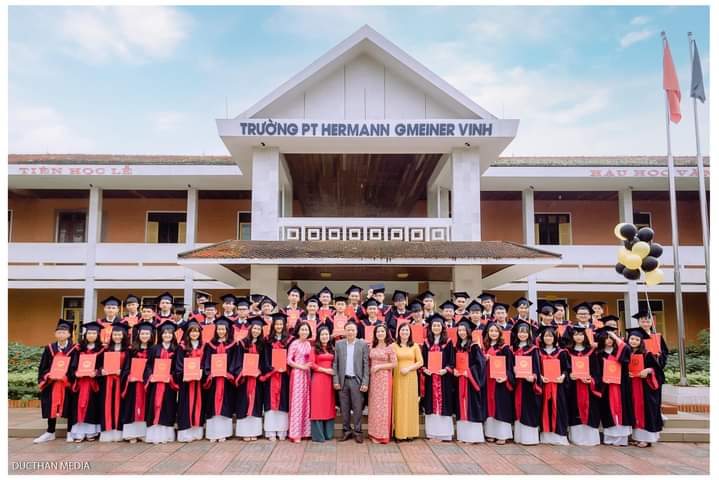 Nam sinh mồ côi lập kỳ tích 30 năm cho làng trẻ SOS Vinh: &quot;Chú ơi, con đỗ Đại học Y Hà Nội rồi&quot; - Ảnh 4.