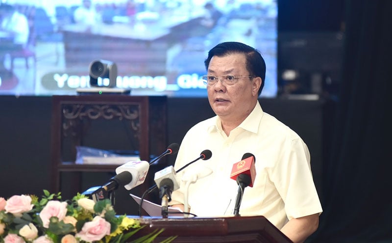 Bí thư Hà Nội: Lúc này phải hết sức bình tĩnh, không được nóng vội - Ảnh 1.
