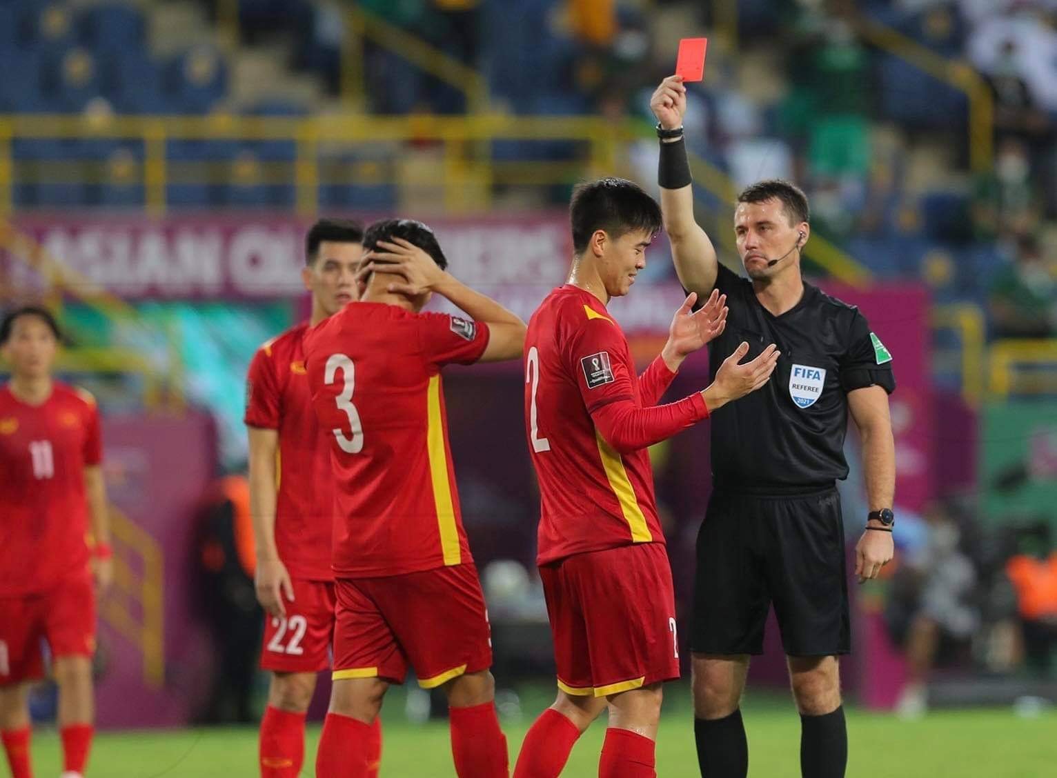 Vì sao ĐT Việt Nam bị thổi phạt nhiều penalty nhất? - Ảnh 1.