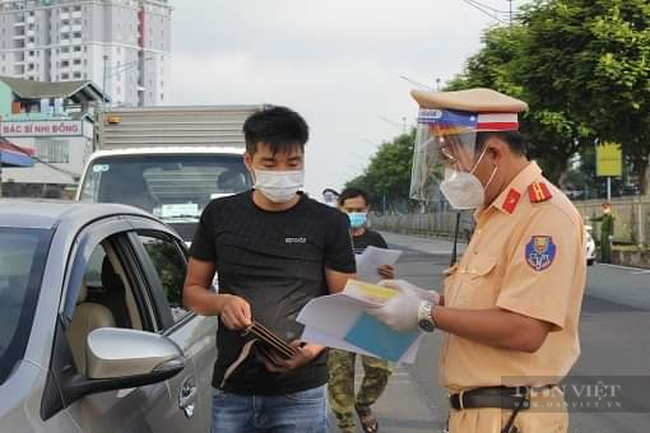 Chuyên gia công nghệ: &quot;Cách làm cấp giấy đi đường chưa bài bản, có thể tạo lỗ hổng trong quá trình đăng ký&quot; - Ảnh 1.