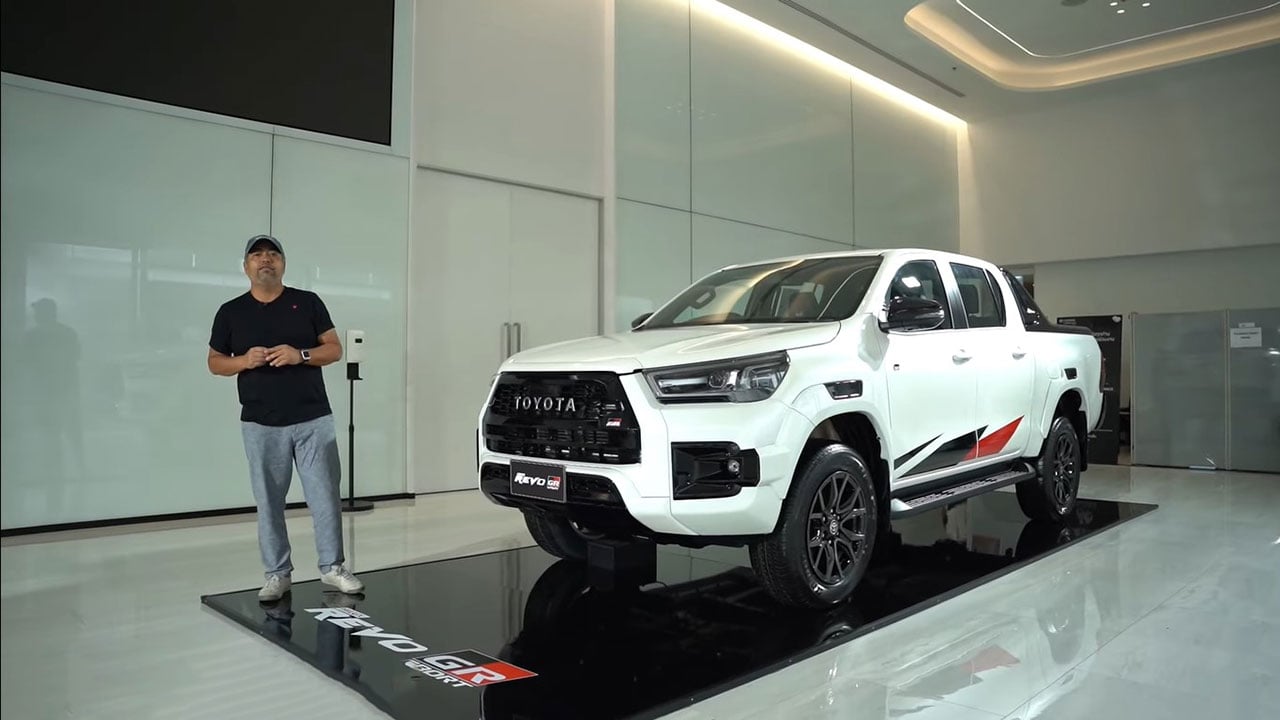 Toyota Hilux 2021 phiên bản thể thao có gì đấu Ford Ranger? - Ảnh 1.
