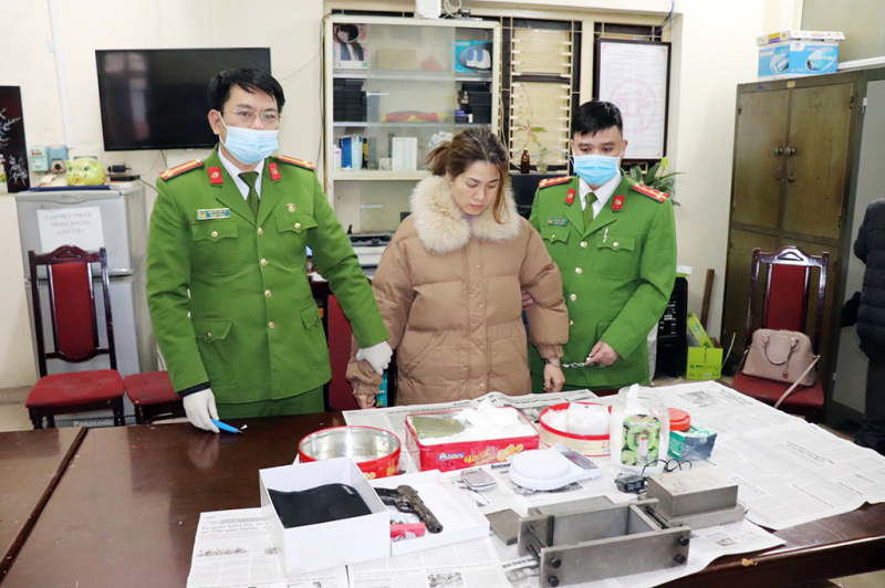 &quot;Nữ quái&quot; có 3 tiền án điều hành đường dây mua bán ma tuý quy mô lớn - Ảnh 1.
