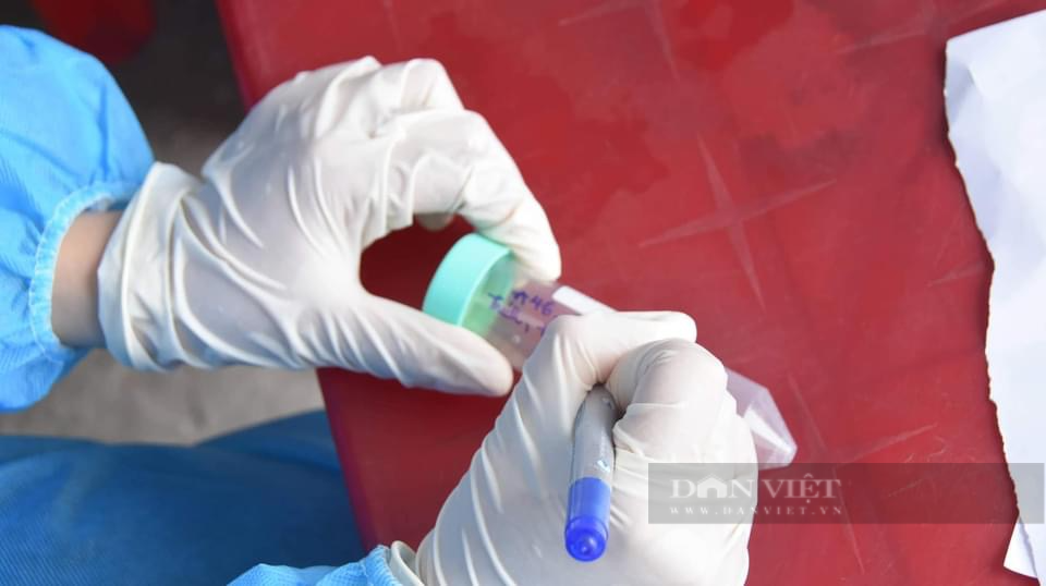 TP.HCM: Người dân vùng đỏ, vùng cam phải được xét nghiệm ít nhất 3 lần - Ảnh 3.