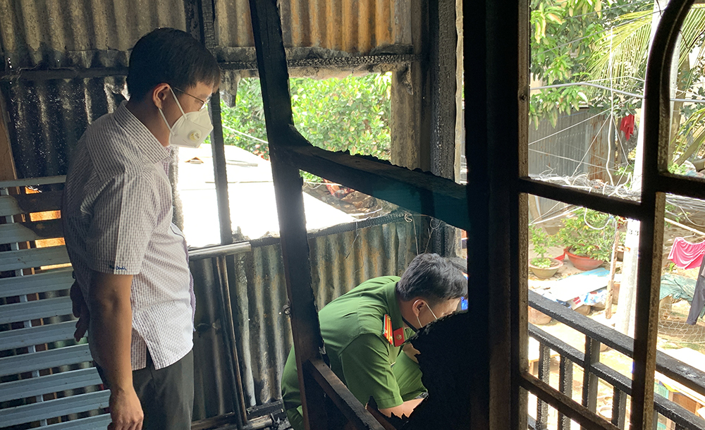 An Giang: Tập trung lực lượng truy tìm nghi phạm phóng hỏa giết người do ghen tuông - Ảnh 2.