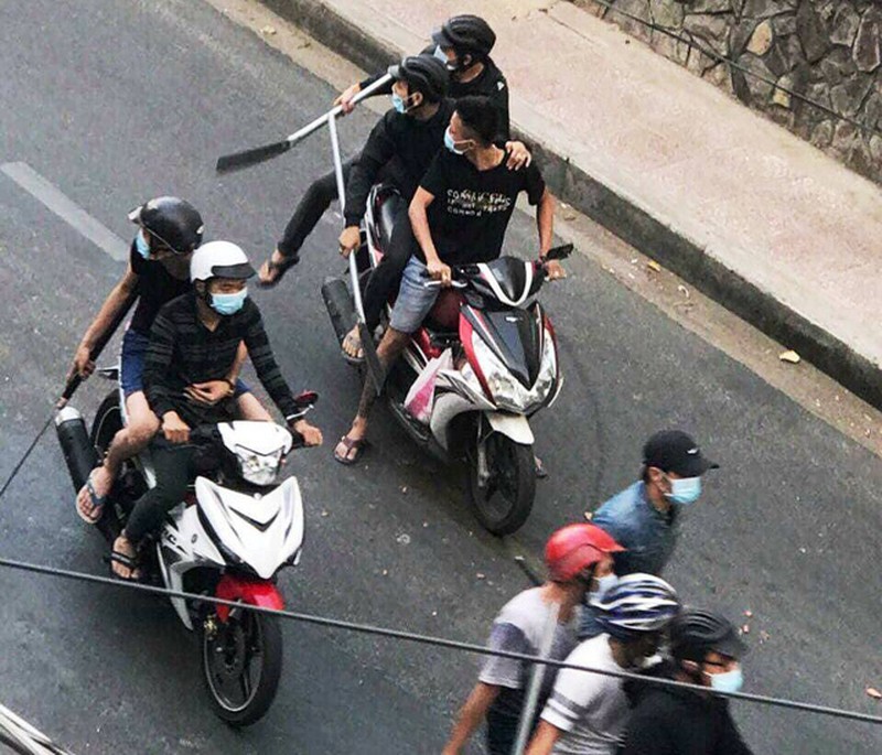 Hỗn danh dân chơi cầu Ba Cẳng và giang hồ Sài Gòn - Ảnh 2.