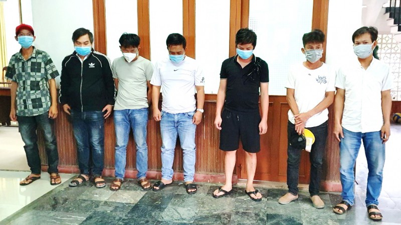 Phá đường dây cá độ bóng đá qua mạng có tổng giao dịch 21 tỷ đồng - Ảnh 1.