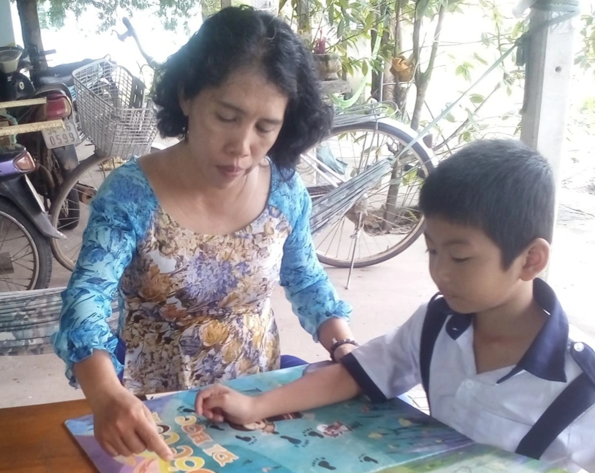 Đầu năm học, cô giáo Sài Gòn &quot;lùng&quot; học sinh lớp 1 bằng cả trăm cuộc điện thoại  - Ảnh 2.