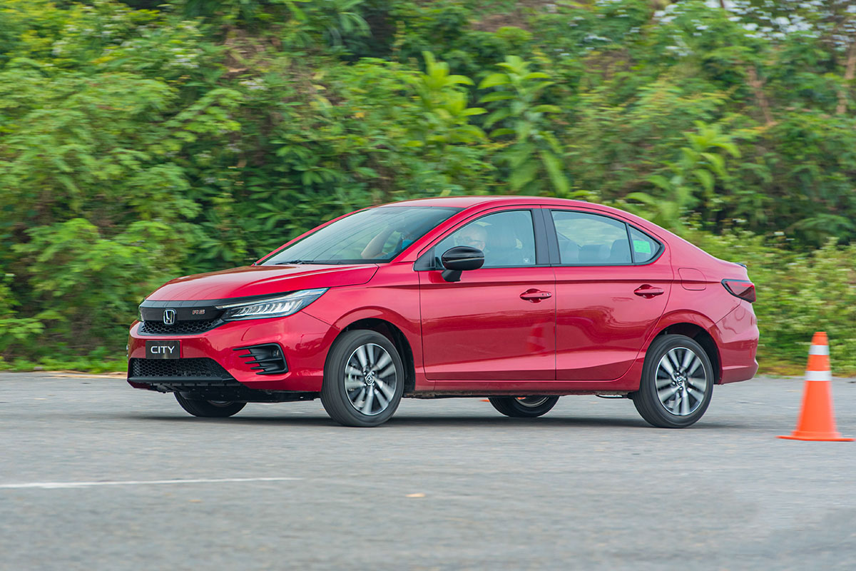 600 triệu đồng, nên chọn Honda City RS lướt hay Toyota Raize mới? - Ảnh 3.
