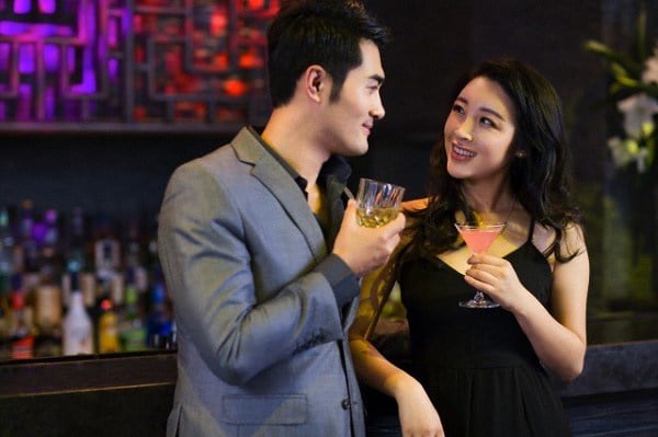 Tự hào bạn trai lương 70 triệu, mặn nồng xong mở ví anh xem thử mà tôi sợ ngây người - Ảnh 1.
