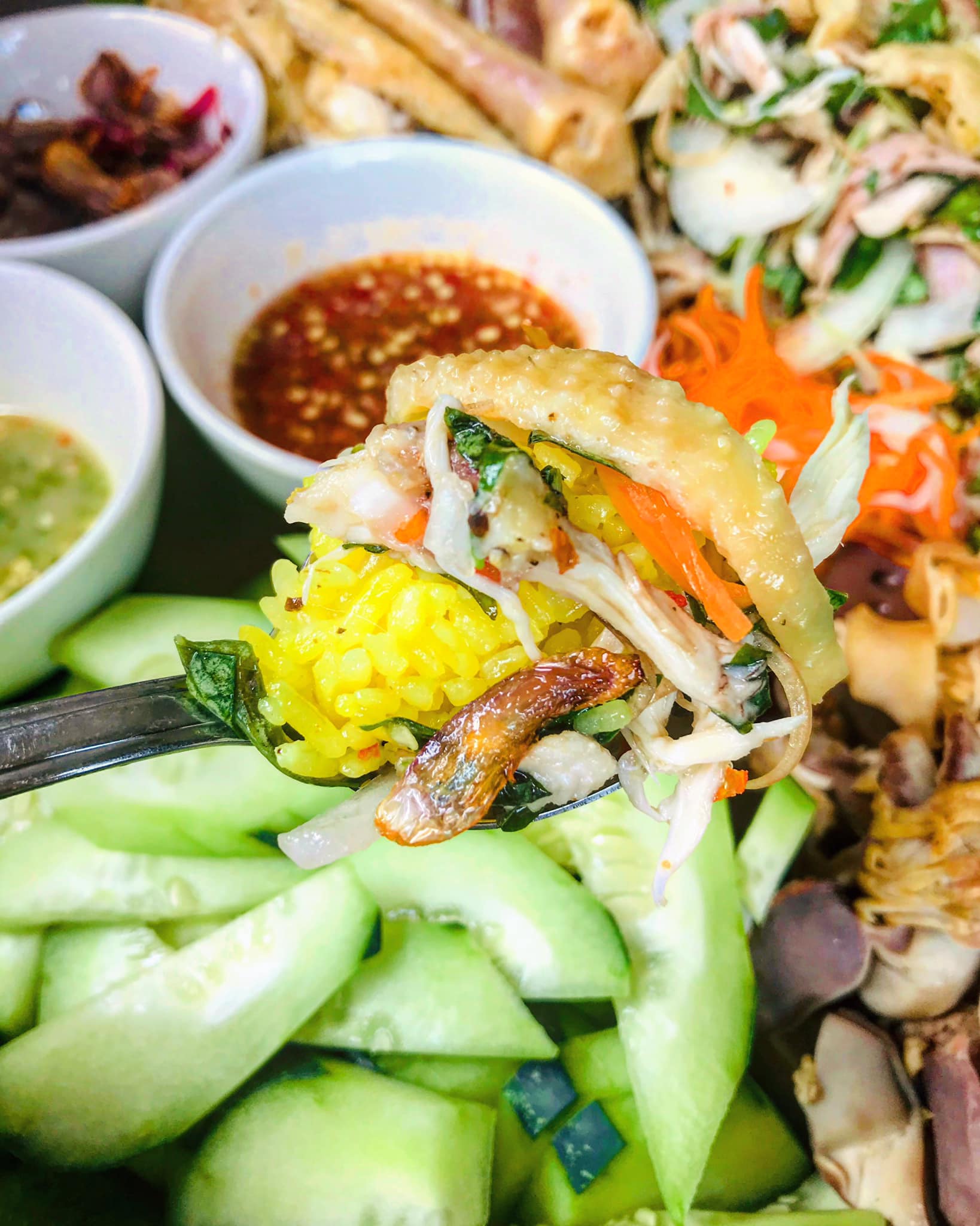 Để nấu món cơm gà vàng ươm, thịt mềm vẫn giữ được độ dai, đừng bỏ qua bí quyết này - Ảnh 2.