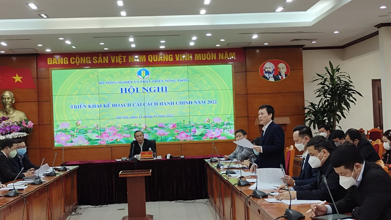 Thứ trưởng Bộ Nông nghiệp: Cải cách thủ tục hành chính đừng &quot;nói xong để đấy&quot;, phải coi như khoán 10, khoán 100 - Ảnh 1.