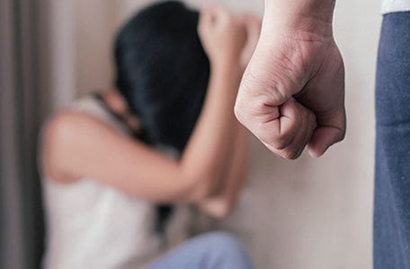 Nhân tướng học: Người đàn ông dễ &quot;đi đường quyền&quot; có khuôn mặt ra sao? - Ảnh 4.