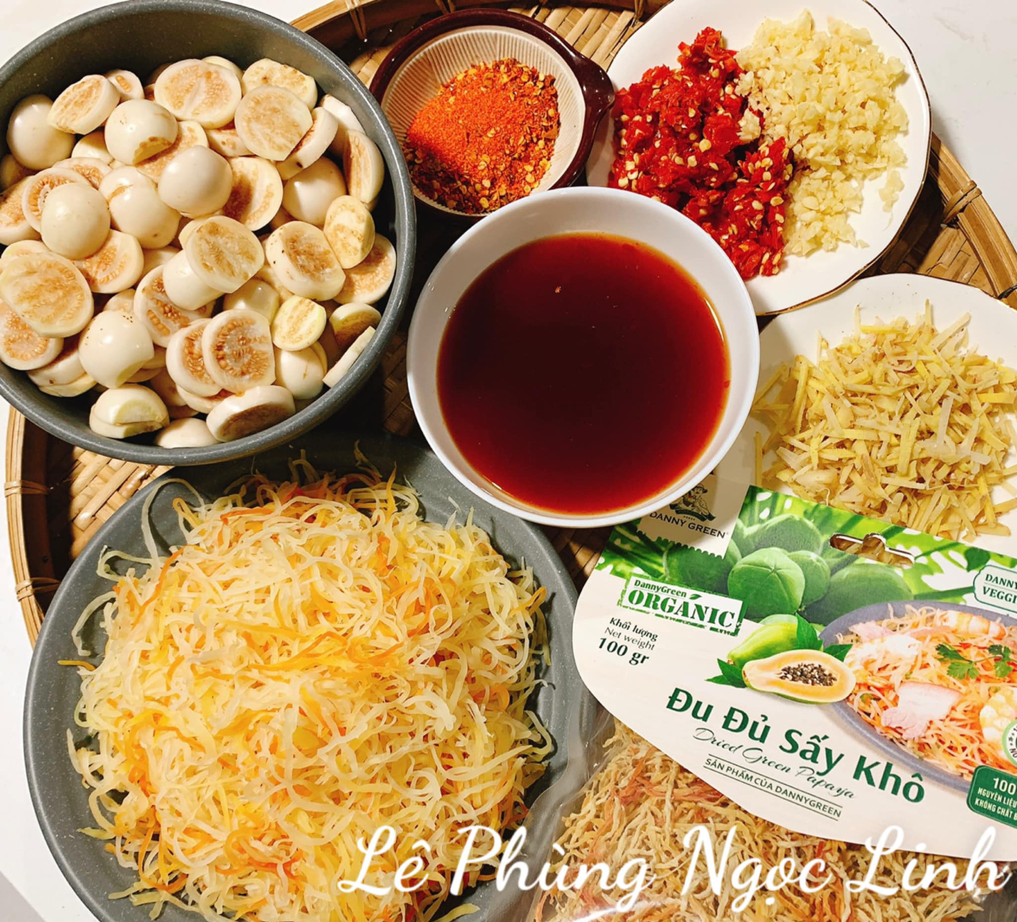 Mách bạn cách làm món đu đủ cà pháo muối xổi chống ngán ngày Tết - Ảnh 2.