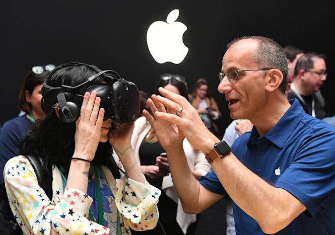 Apple đã xây dựng một công ty dựa trên một loạt các giá trị cốt lõi, bao gồm cả sự phát triển của trải nghiệm và lòng tin của khách hàng. Ảnh: @AFP.