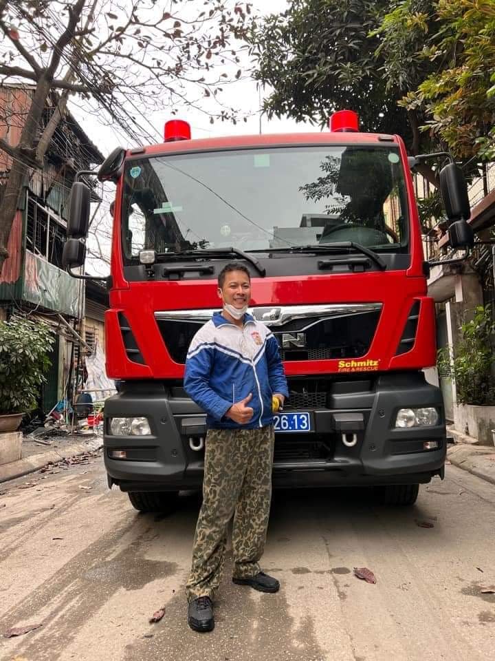 &quot;Người hùng chân đất&quot; Trung Văn Nam kể gì sau khi lao vào biển lửa cứu bé gái? - Ảnh 3.