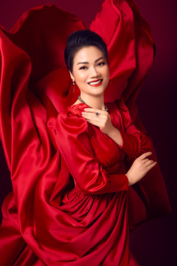 CEO Ngọc trai An Phú chia sẻ cách phân biệt ngọc trai nước biển với nước ngọt - Ảnh 3. CEO Ngọc trai An Phú chia sẻ cách phân biệt ngọc trai nước biển với nước ngọt - Ảnh 3.