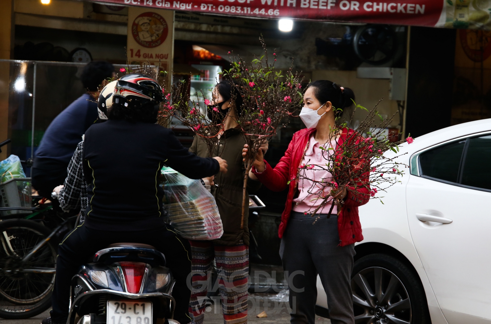 Chợ nhà giàu Rằm tháng Chạp - Ảnh 13.