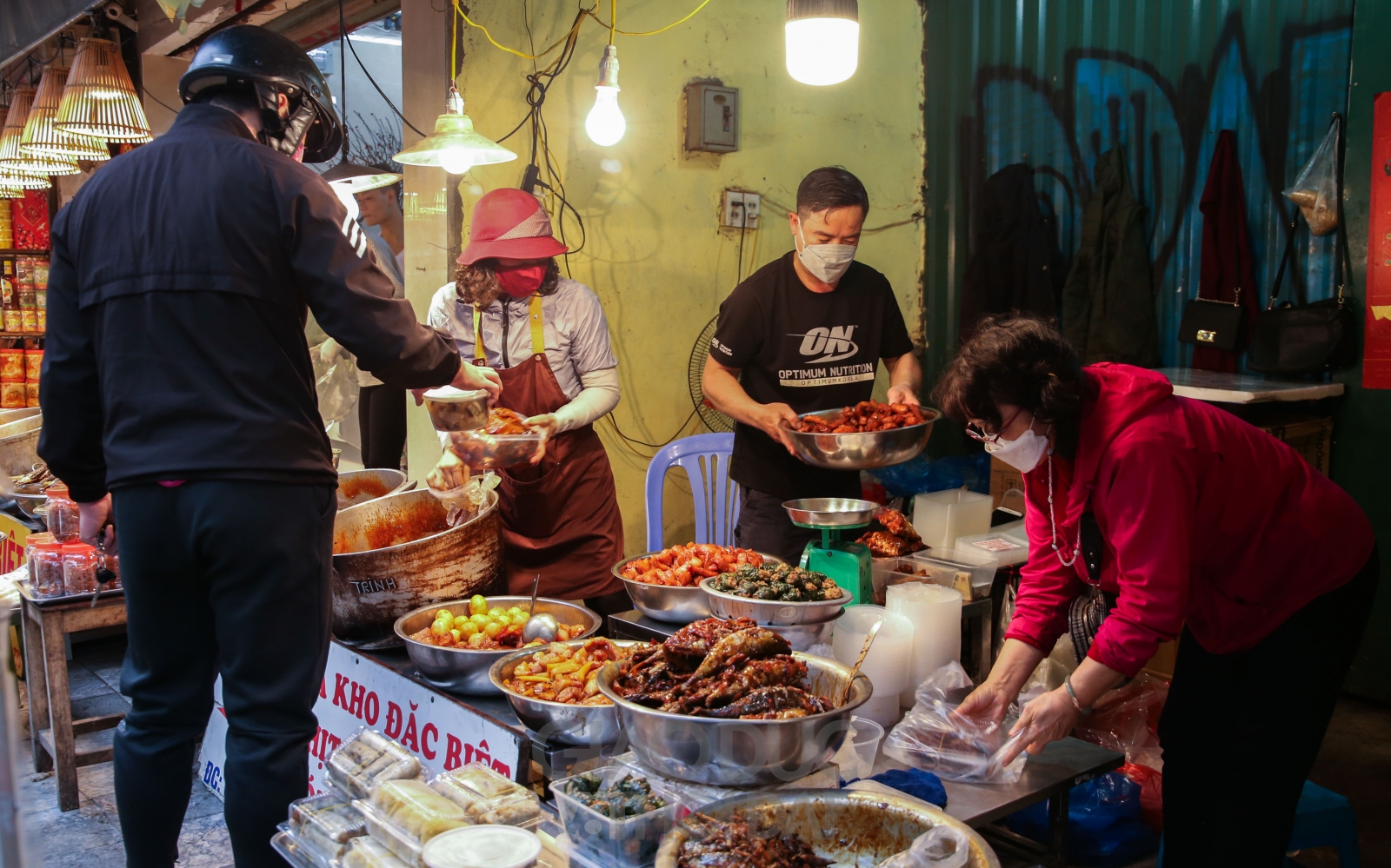 Chợ nhà giàu Rằm tháng Chạp - Ảnh 8.