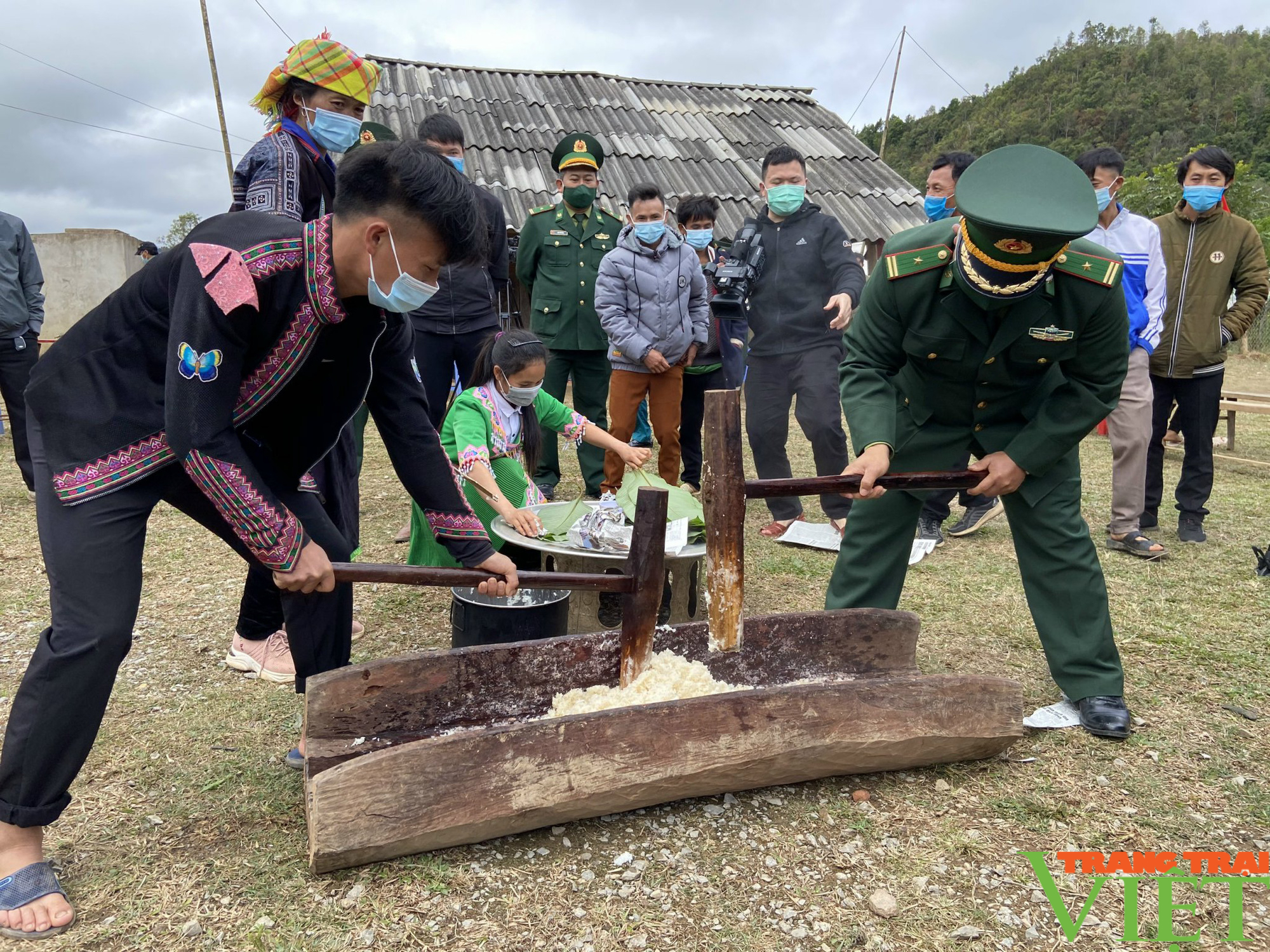 Nông thôn Tây Bắc: Xuân biên phòng ấm lòng dân bản - Ảnh 3.