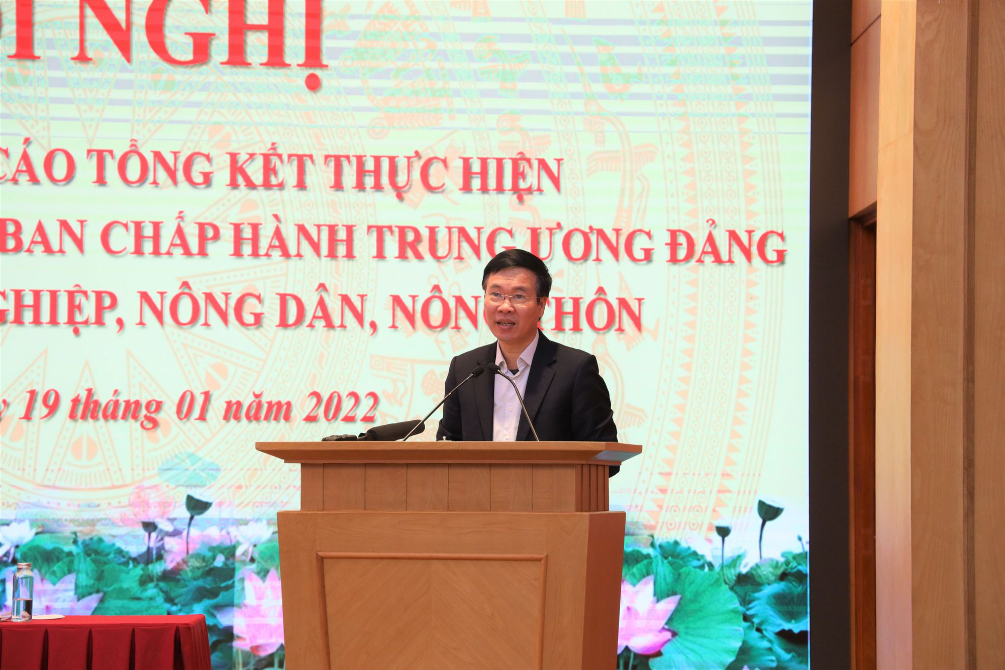 Thường trực Ban Bí thư nêu vấn đề để người nông dân có thể ngủ ngon lành không sợ nông sản mất giá - Ảnh 1.