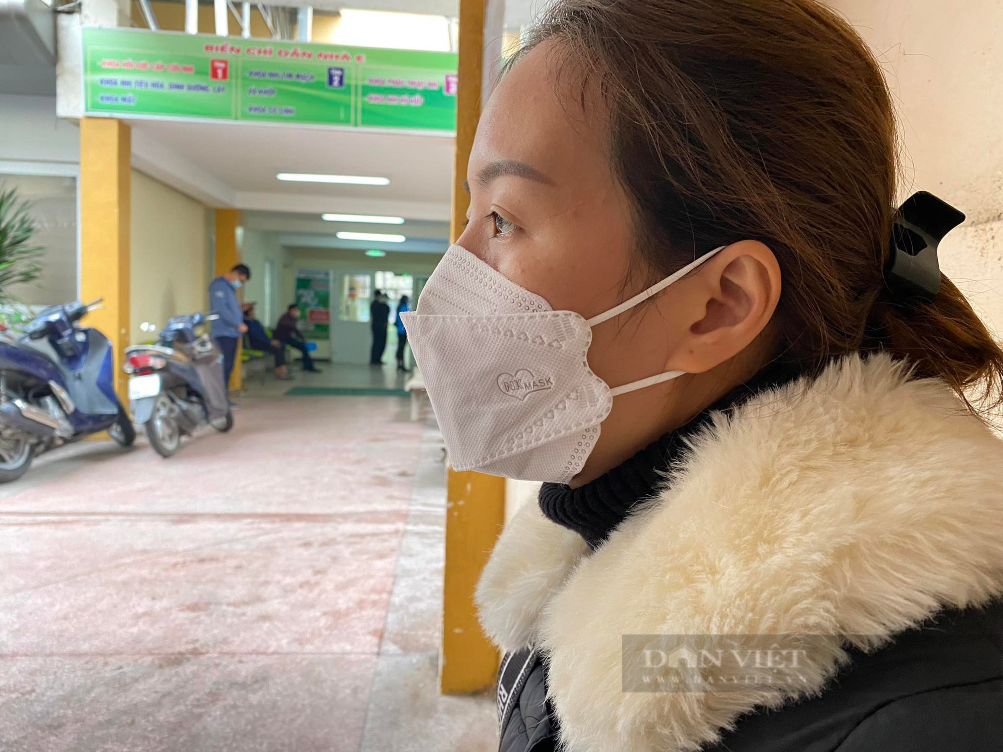 Bé gái bị người tình của mẹ đóng 9 cái đinh vào sọ não đang rất nguy kịch - Ảnh 1.