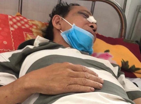 Tri hô nghi can trộm chó, người đàn ông bị bắn và chém phải nhập viện cấp cứu - Ảnh 1.