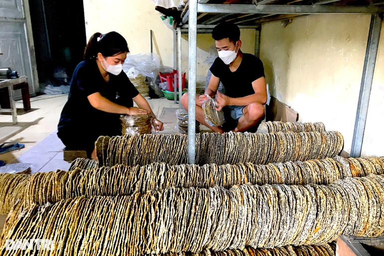 Làng bánh đa 300 tuổi chạy đua với Tết - Ảnh 11.
