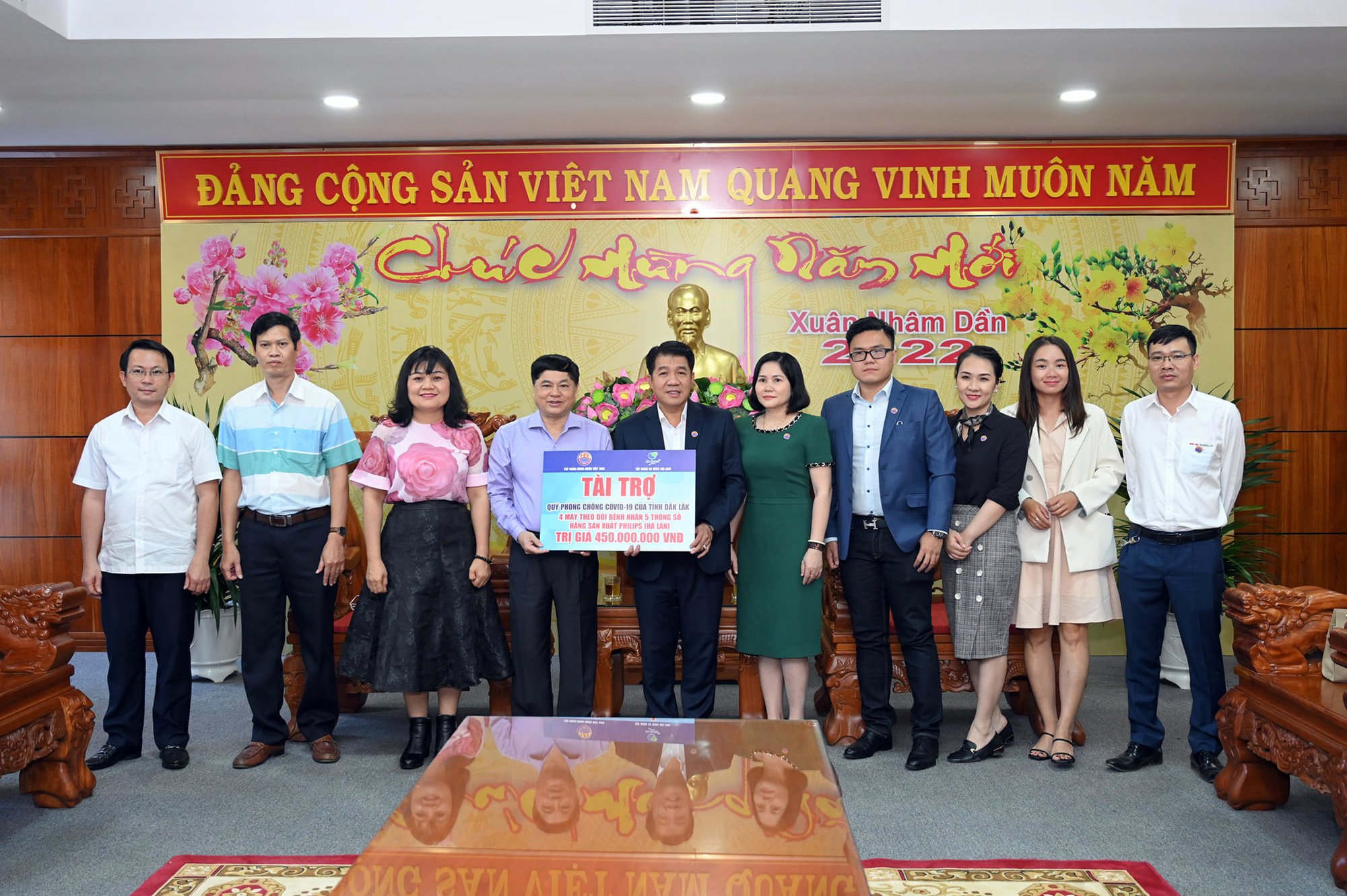 Tập đoàn Hùng Nhơn chia sẻ khó khăn, tặng quà tết cho hàng nghìn người nghèo các tỉnh Tây Nguyên - Ảnh 1.