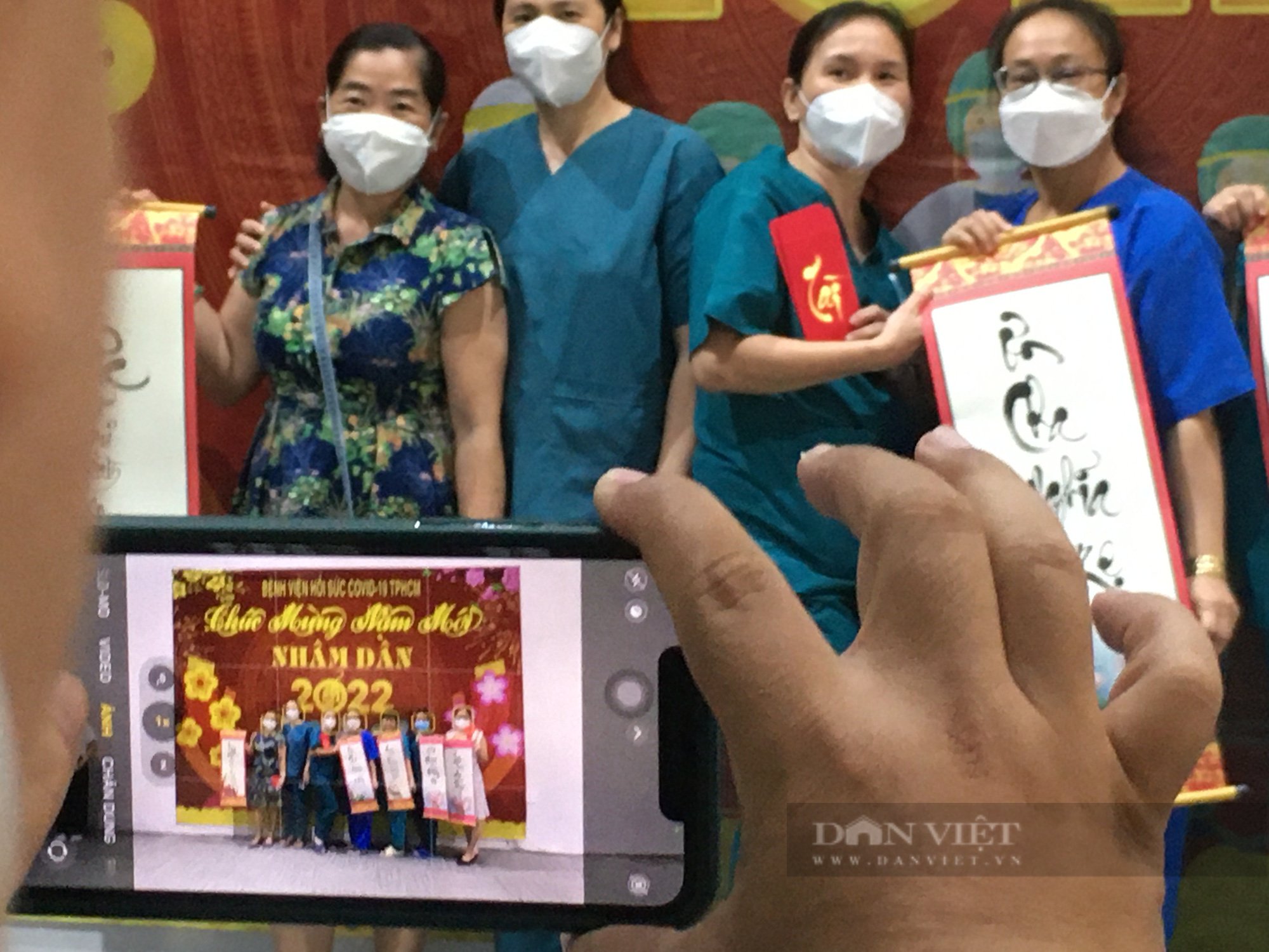 Bữa cơm tất niên đặc biệt nơi tuyến đầu - Ảnh 6.
